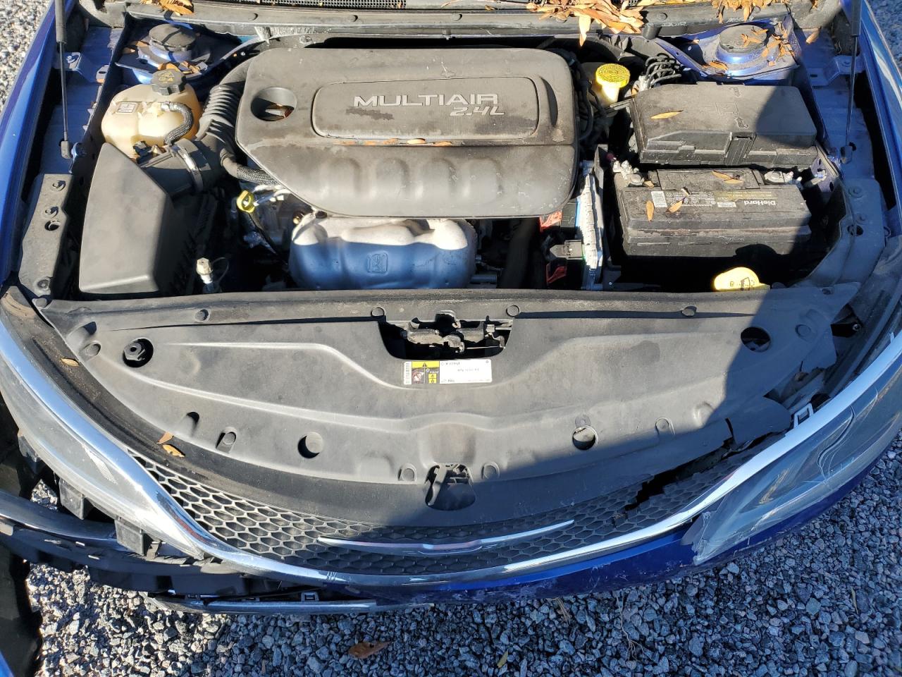 2015 Chrysler 200 - Image 12