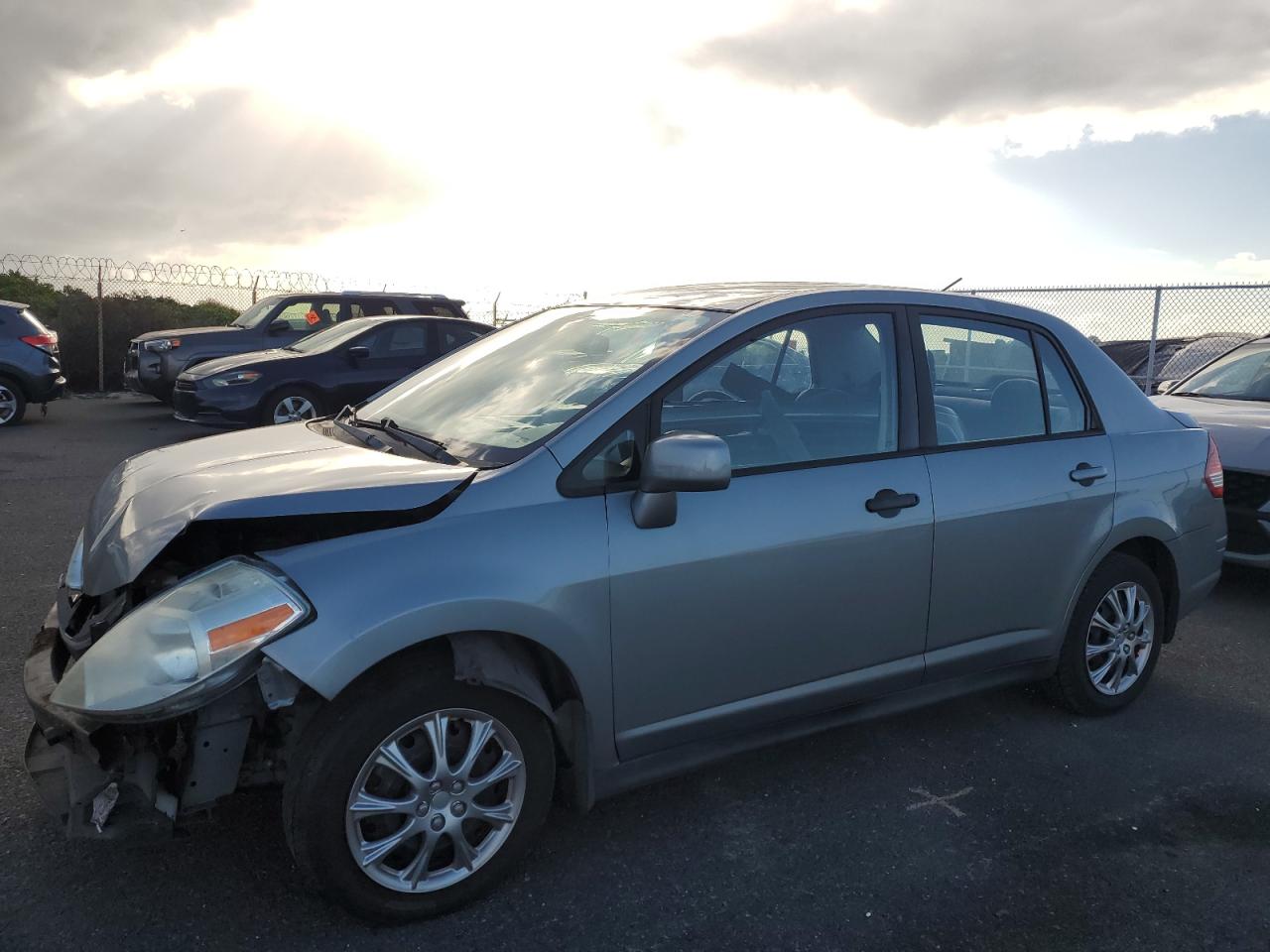 2009 Nissan Versa S იყიდება Kapolei-ში, HI - Front End