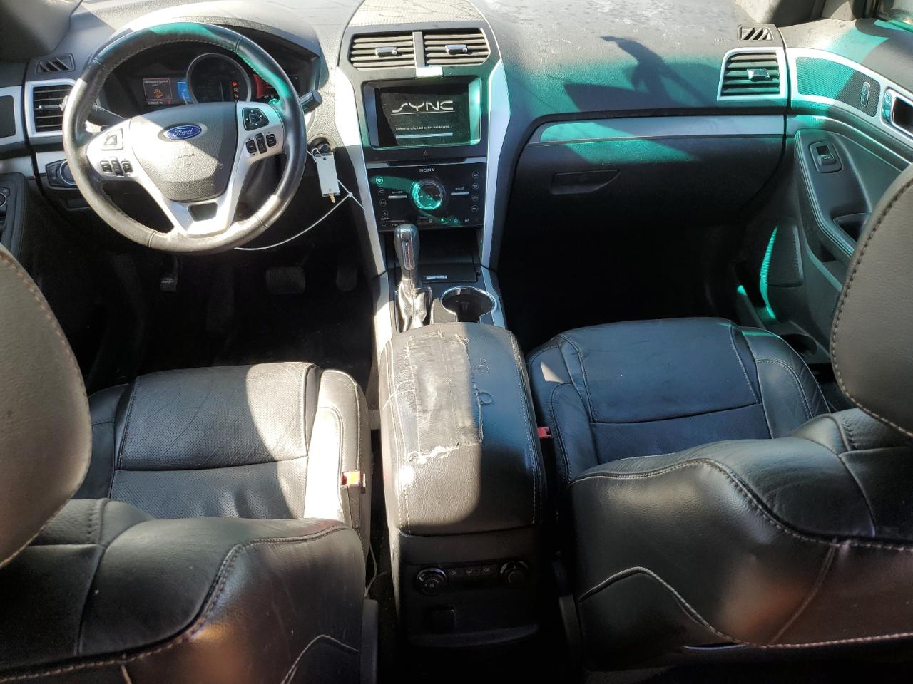 2015 Ford Explorer - Image 8