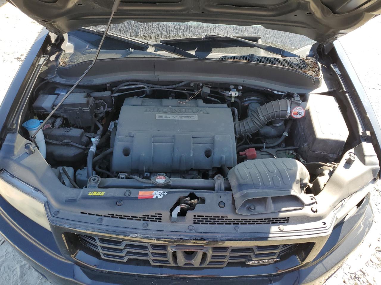2014 Honda Ridgeline - Image 11