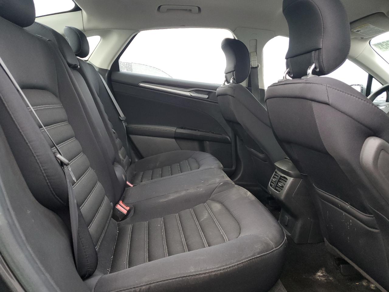 2015 Ford Fusion - Image 10