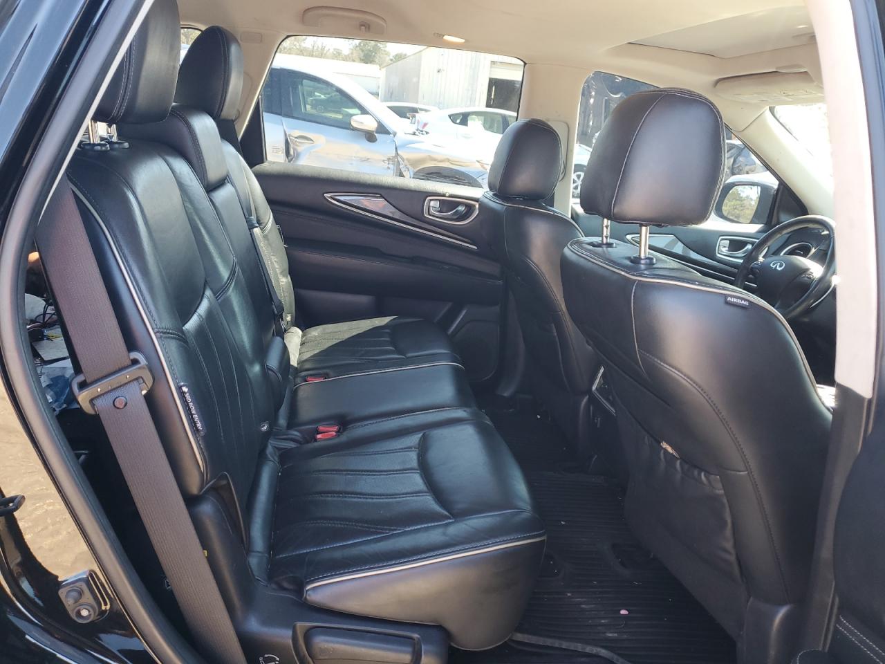 2018 Infiniti QX60 - Image 11