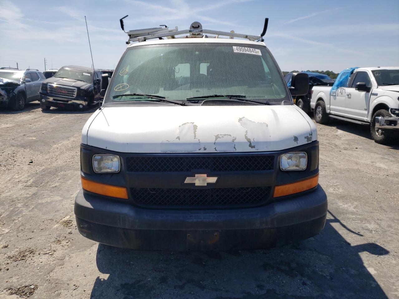 2012 Chevrolet Express - Image 5