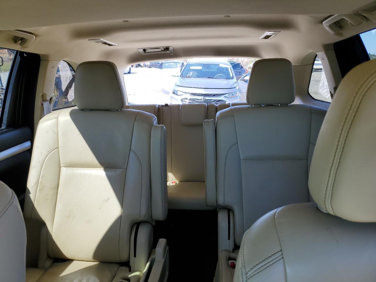 2018 Toyota Highlander - Image 10