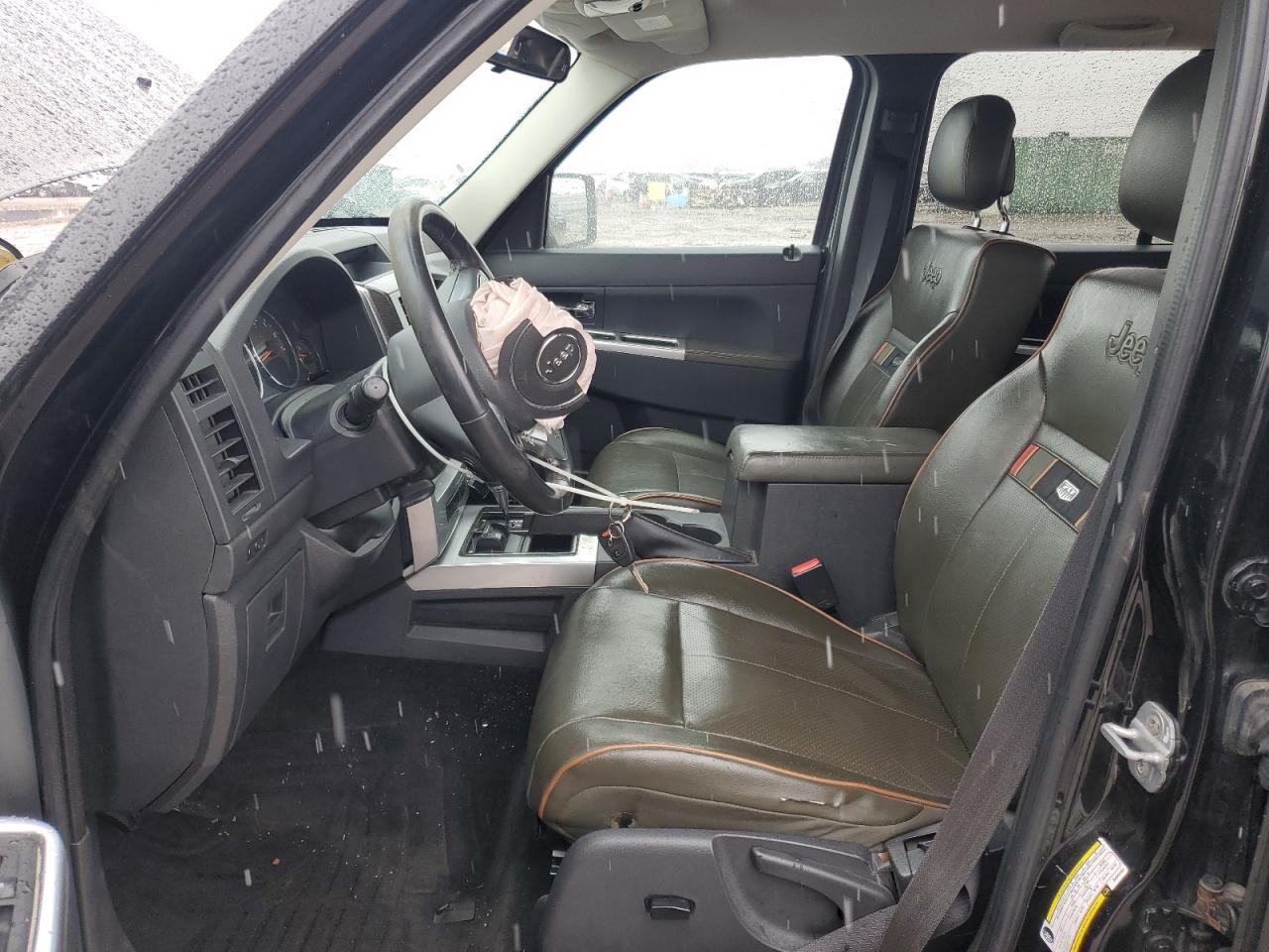 2011 Jeep Liberty (North America) - Image 7