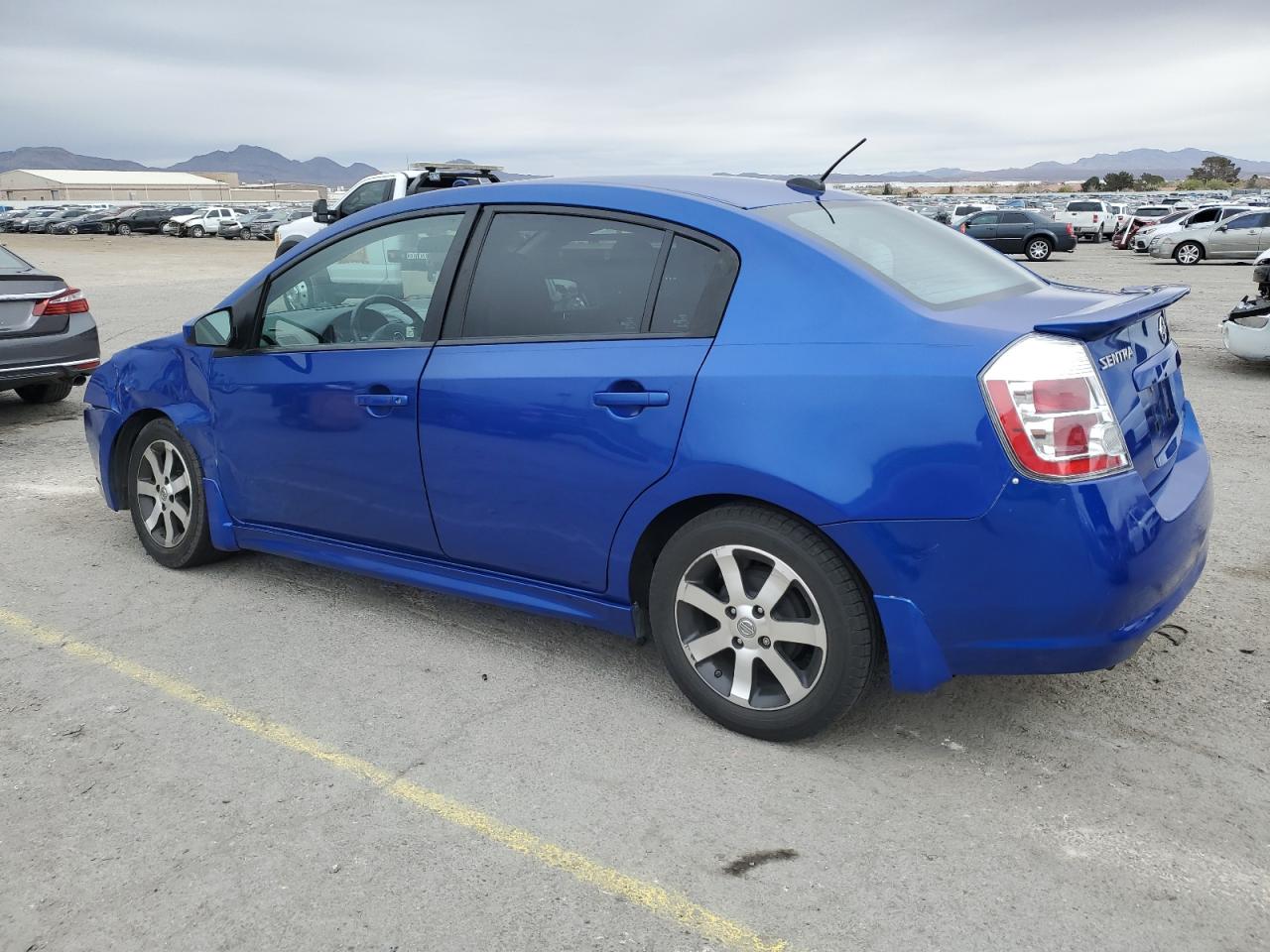 2012 Nissan Sentra - Image 2