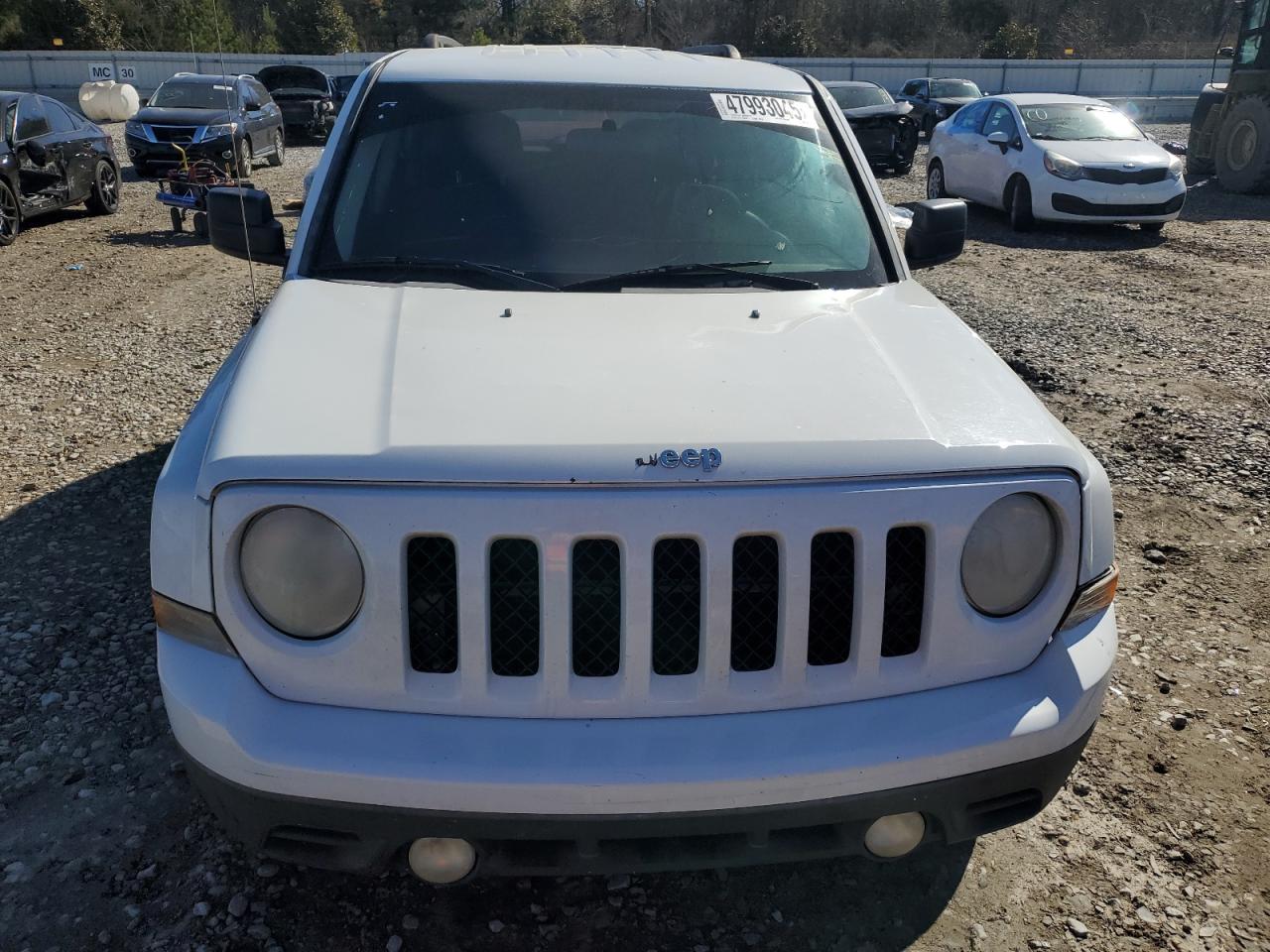 2012 Jeep Liberty (Patriot) - Image 5