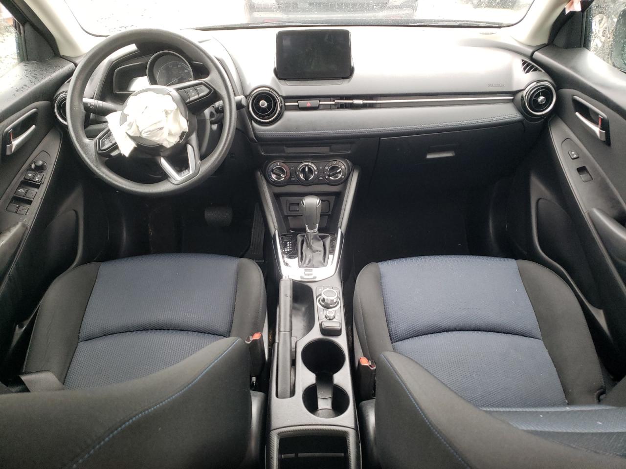 2019 Toyota Yaris - Image 8