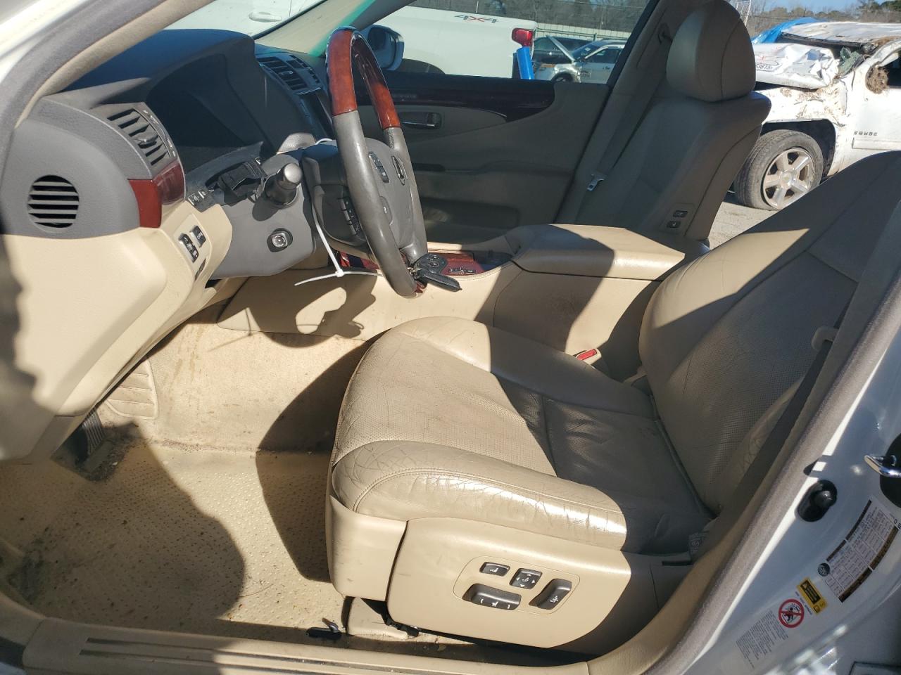 2009 Lexus LS - Image 7