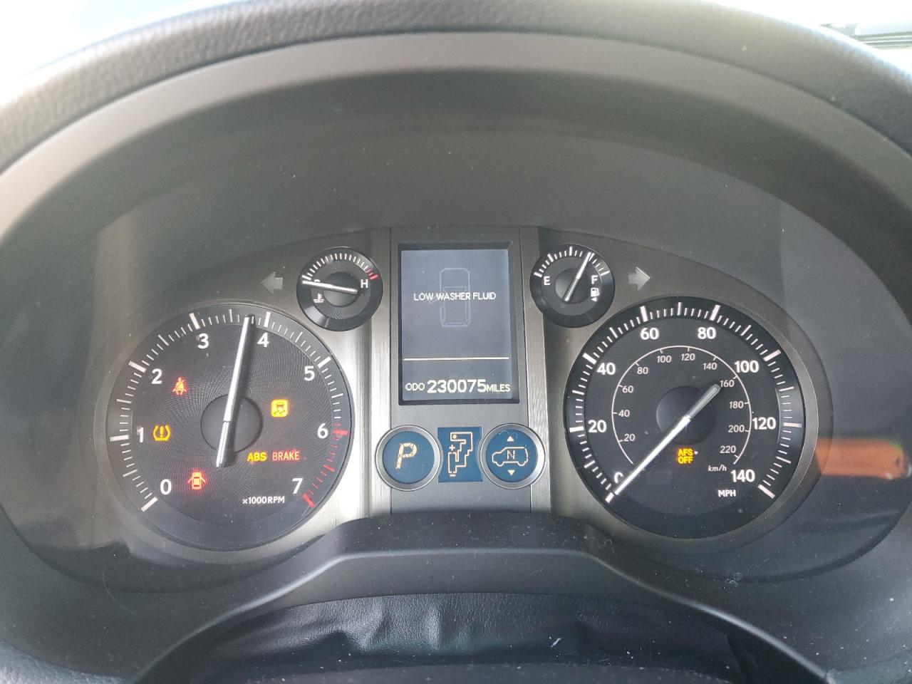 2010 Lexus GX - Image 9