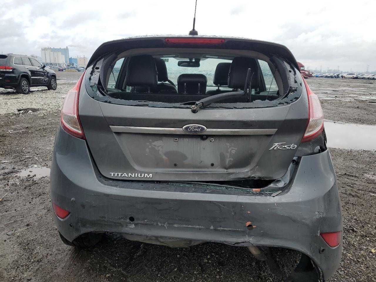 2015 Ford Fiesta - Image 6