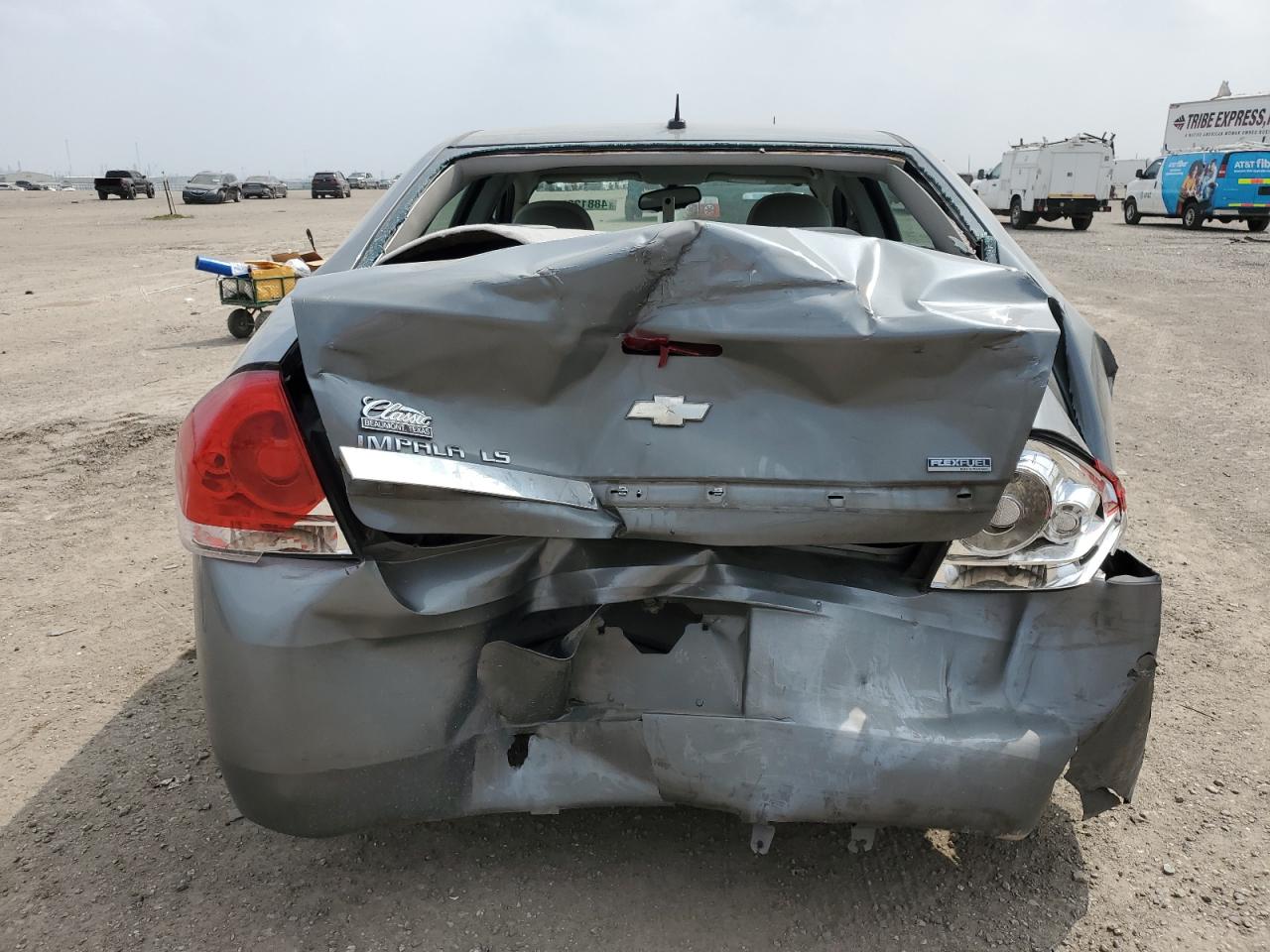 2009 Chevrolet Impala - Image 6