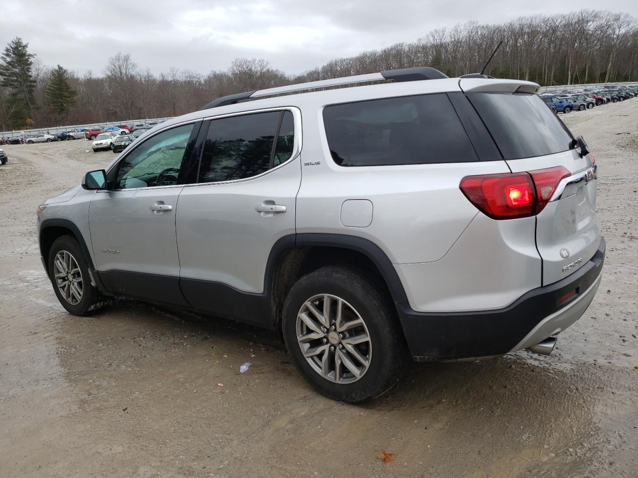 2018 GMC Acadia - Image 2