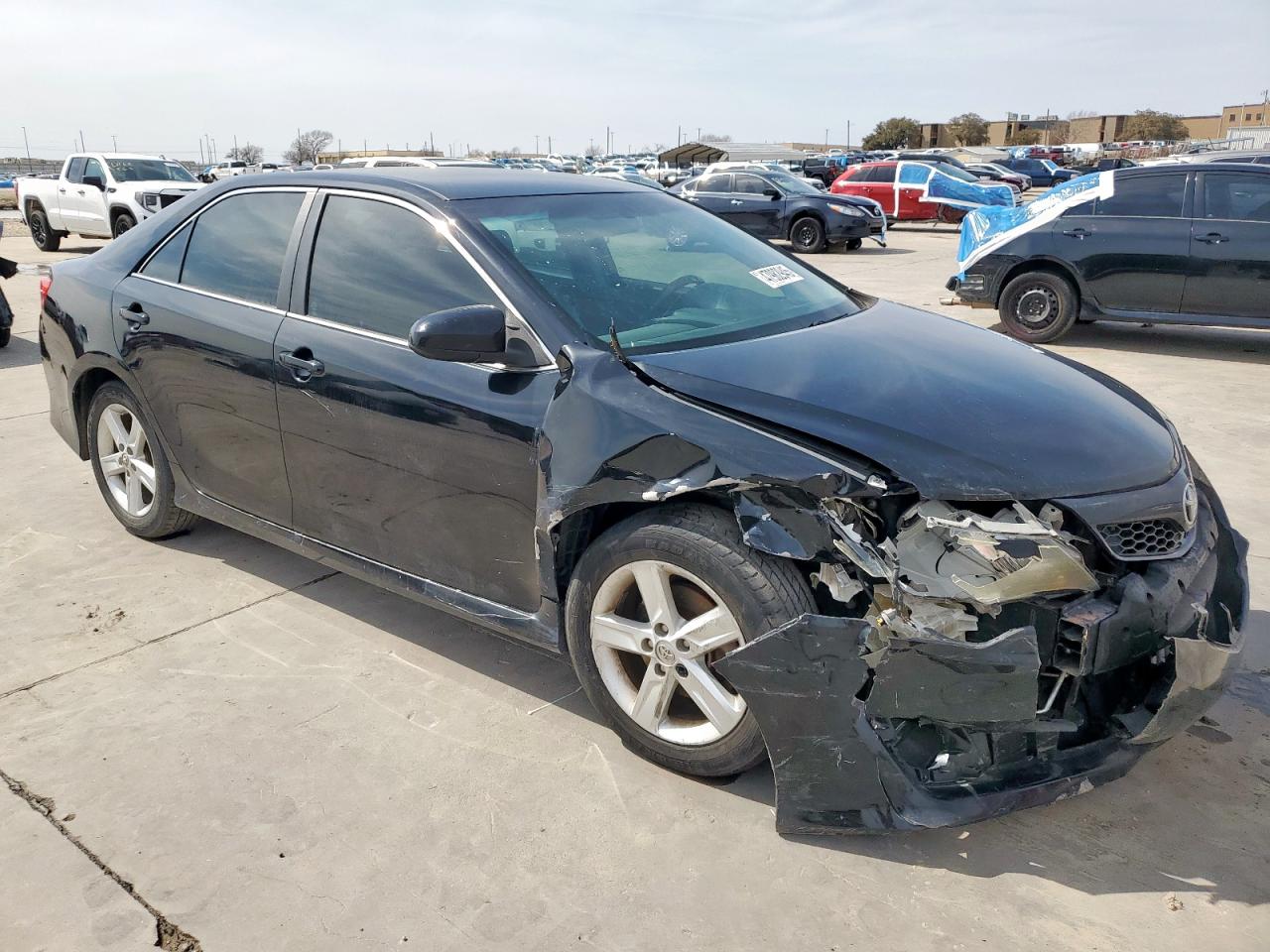 2014 Toyota Camry - Image 4