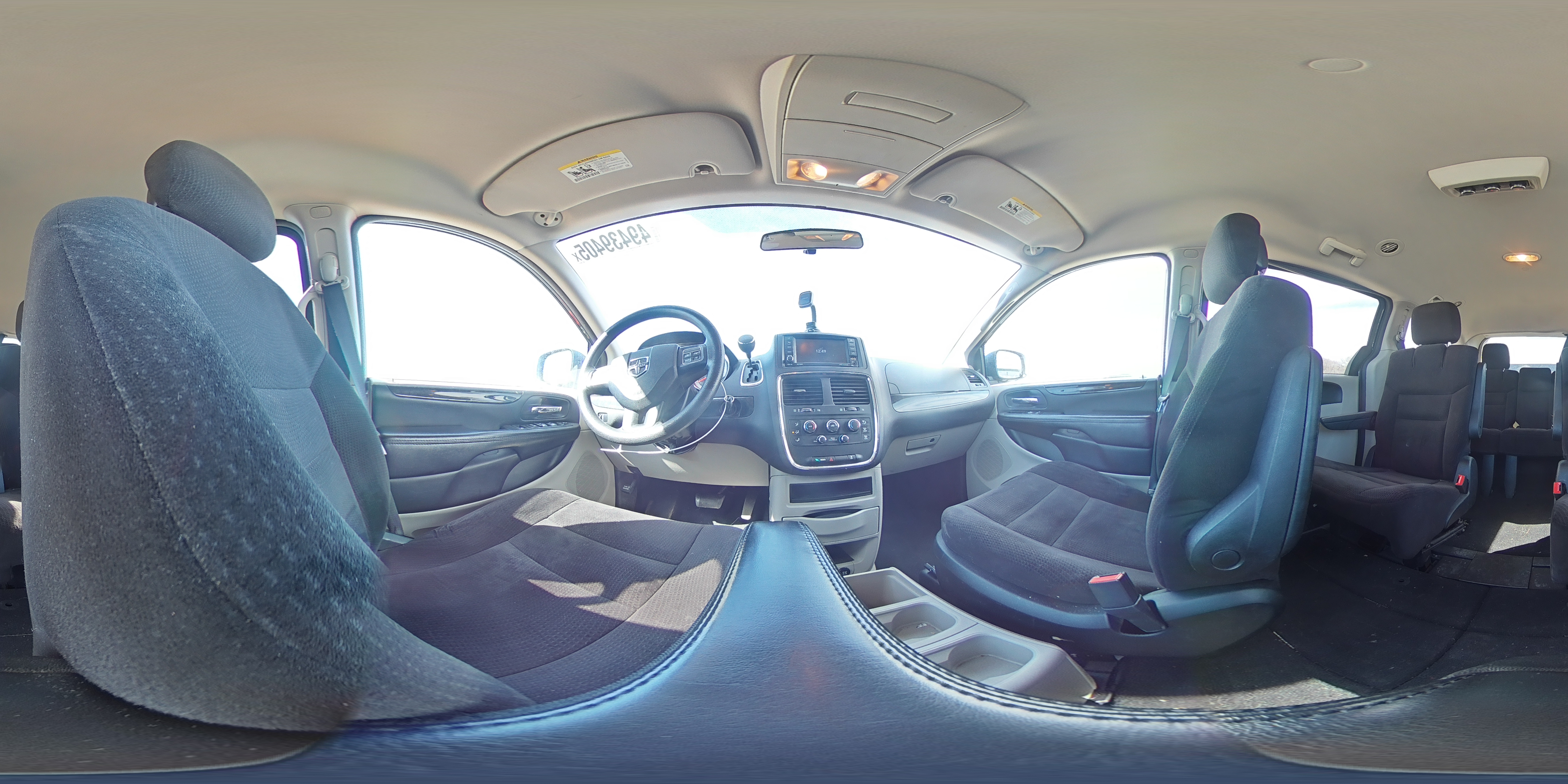 2014 Dodge Caravan - Image 14
