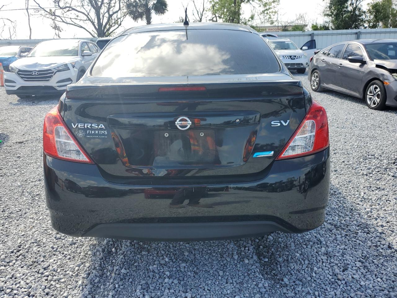 2015 Nissan Versa - Image 6