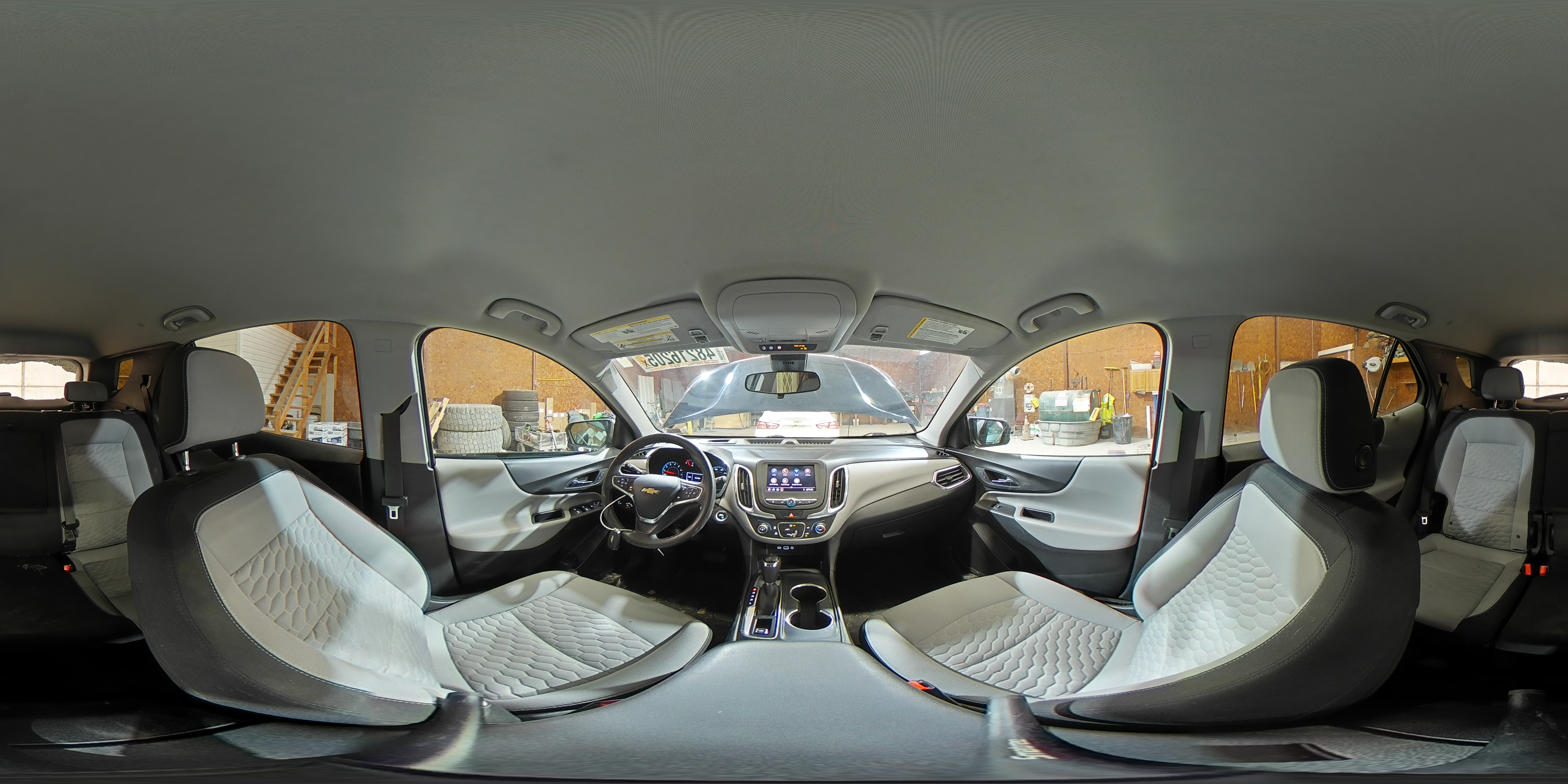 2020 Chevrolet Equinox - Image 15