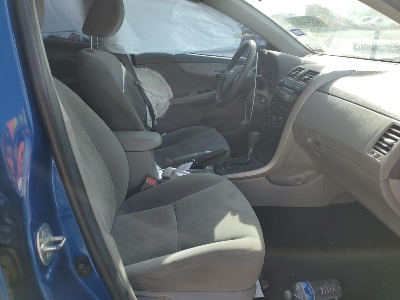 2009 Toyota Corolla - Image 7