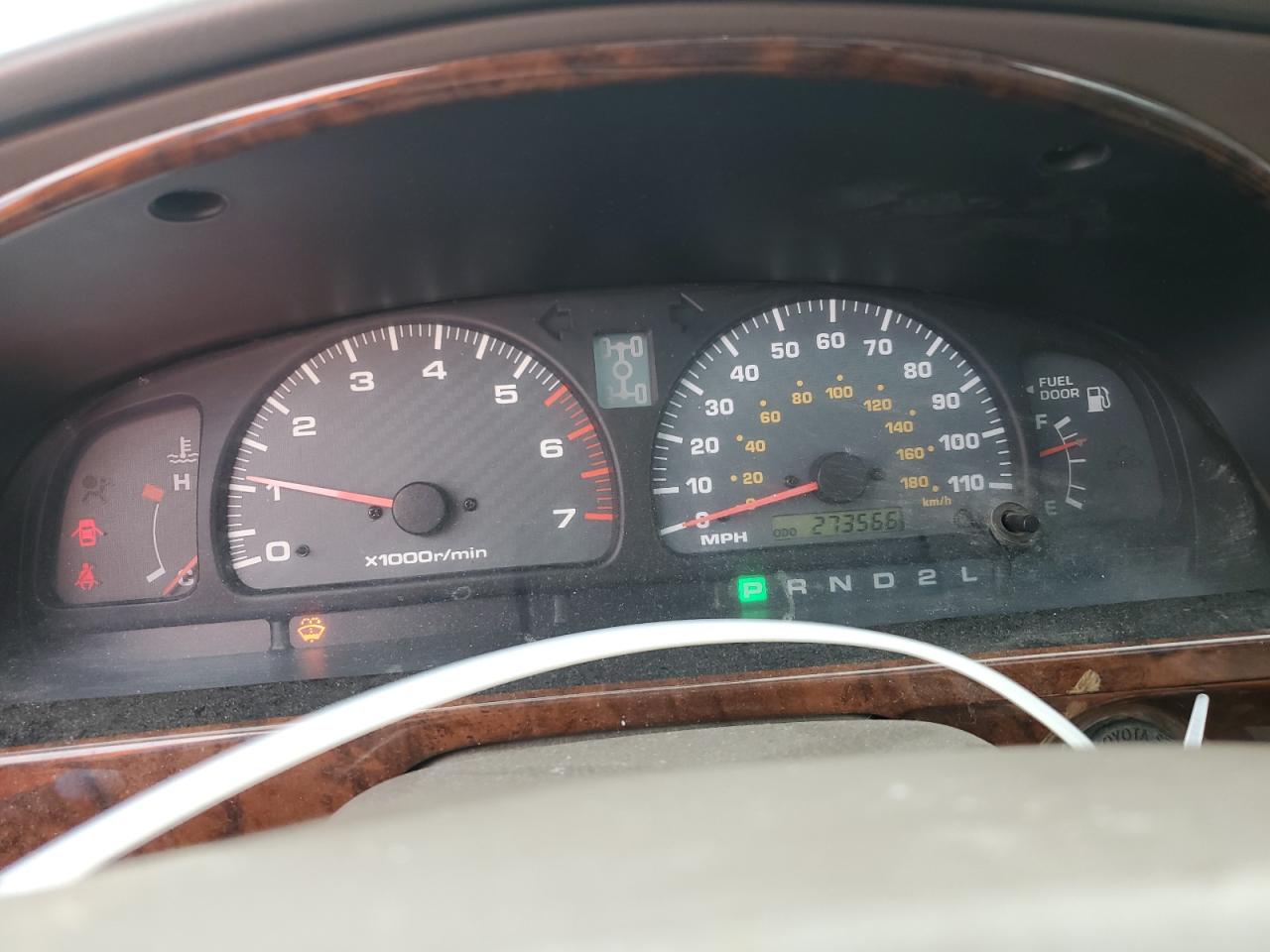 2000 Toyota 4Runner - Image 9