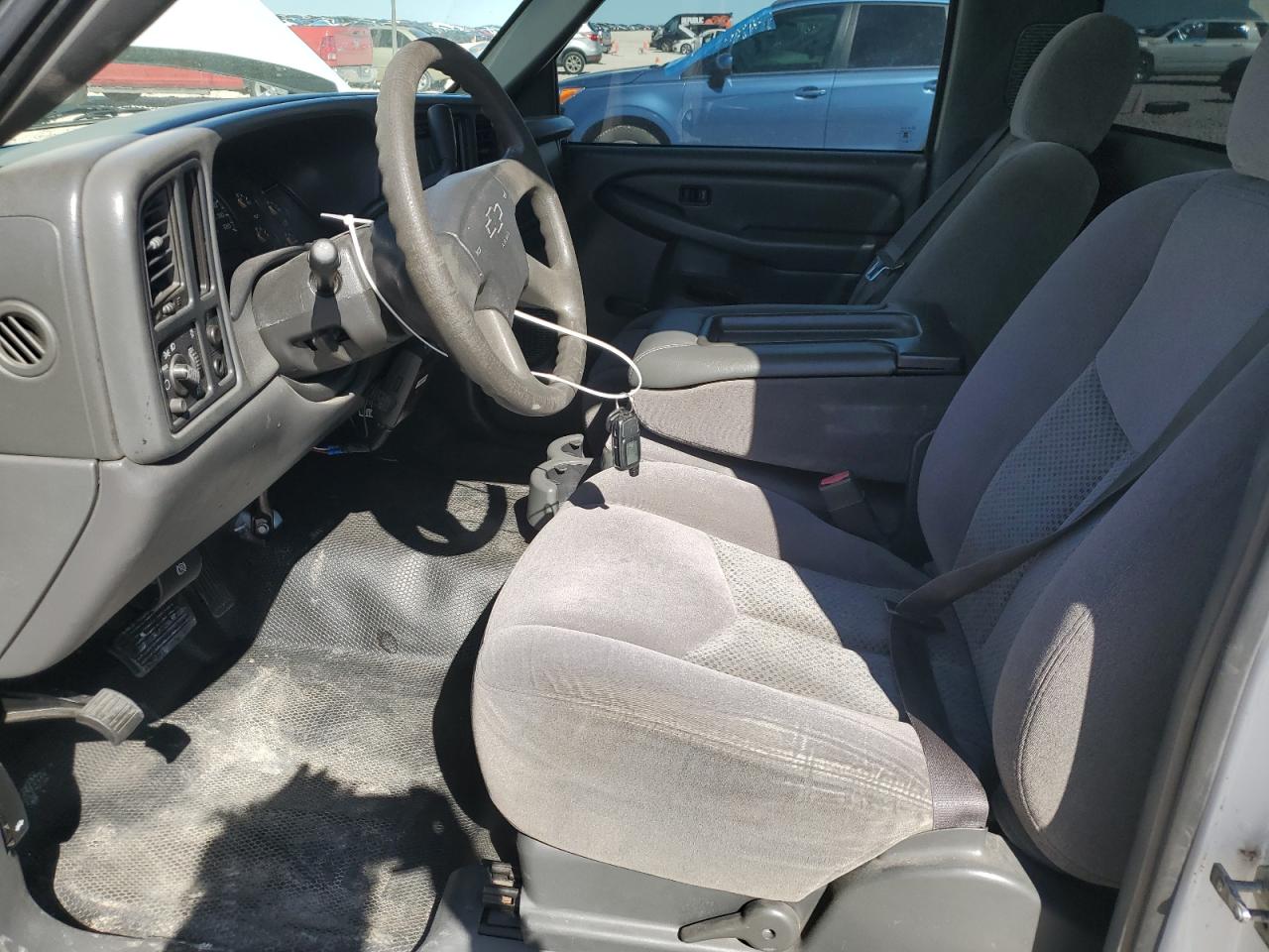 2006 Chevrolet Silverado - Image 7