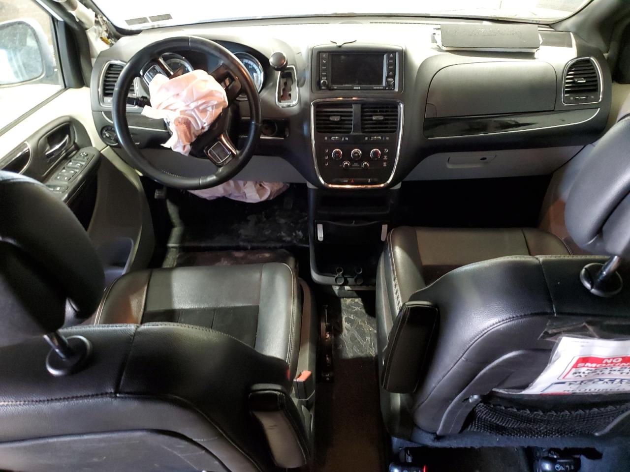 2018 Dodge Grand Caravan Sxt VIN: 2C4RDGCG3JR325696 Lot: 48356155