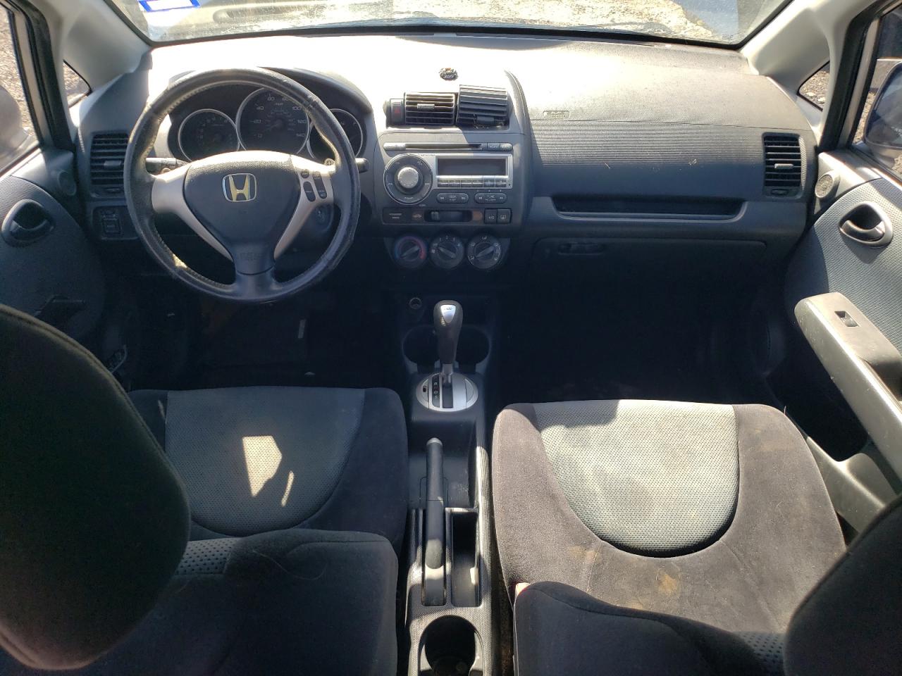 2008 Honda Fit - Image 8