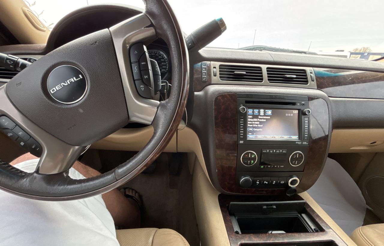 2014 GMC Sierra - Image 9