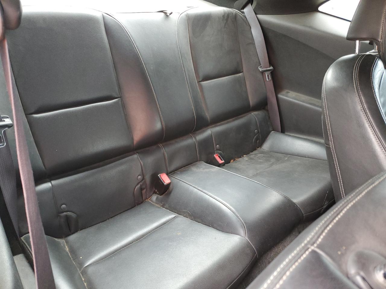 2011 Chevrolet Camaro - Image 10
