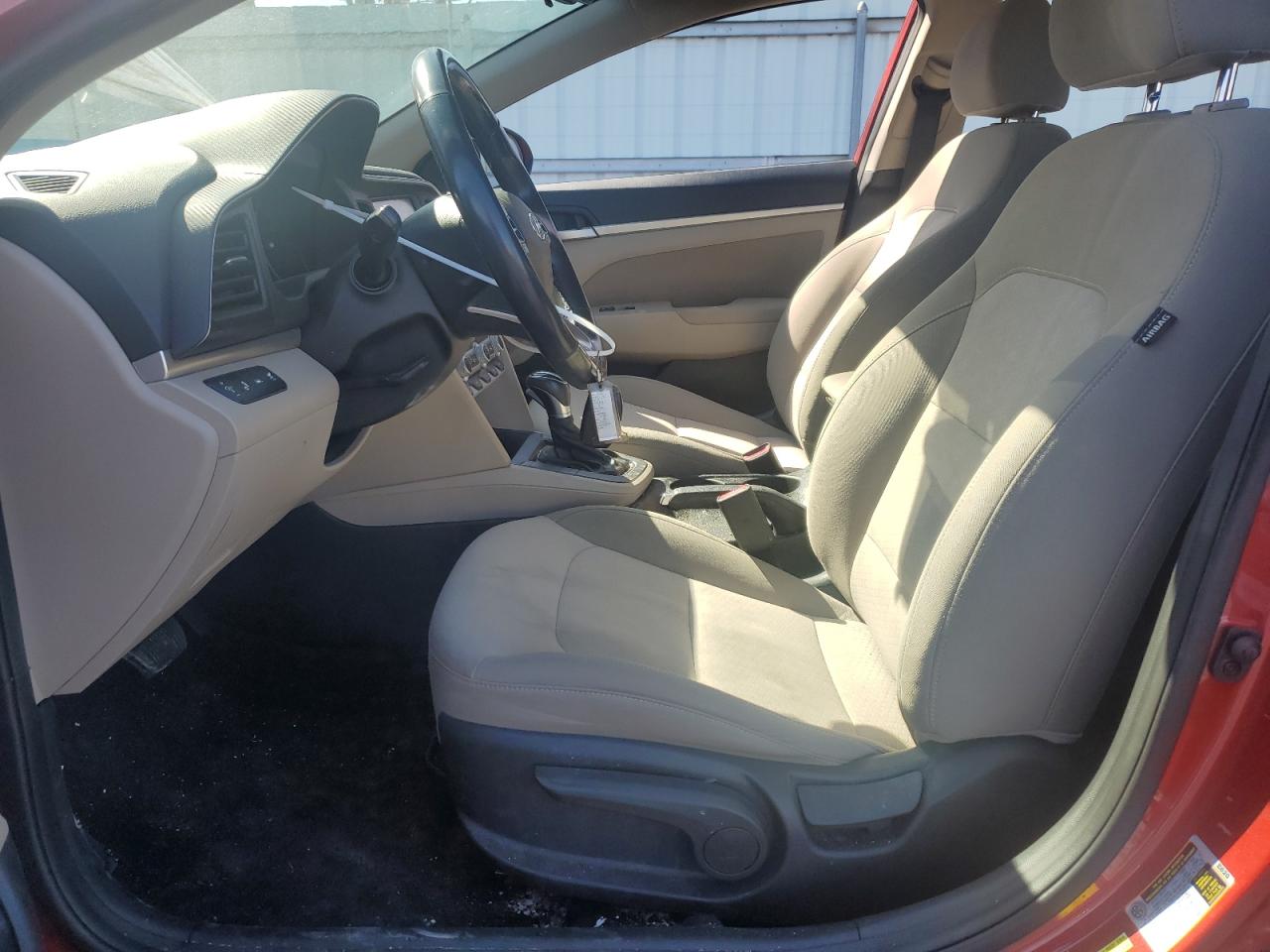 2020 Hyundai Elantra - Image 7
