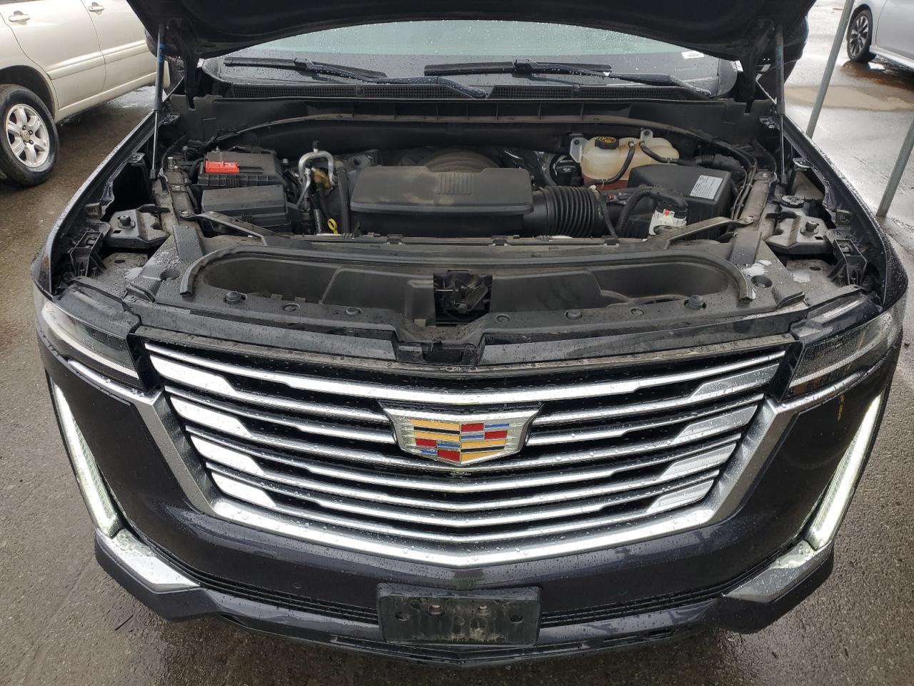 2022 Cadillac Escalade - Image 12