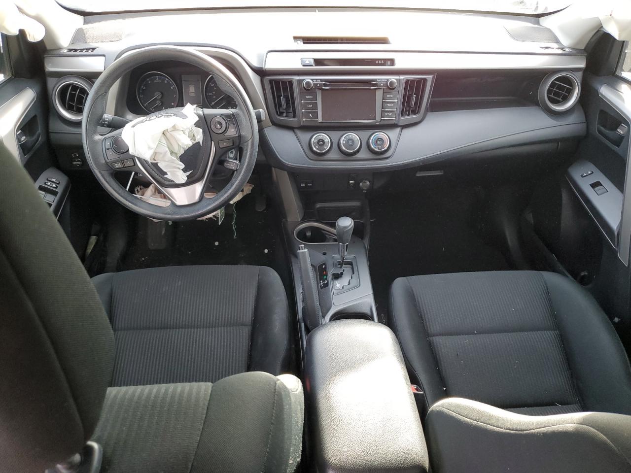 2017 Toyota RAV 4 - Image 8