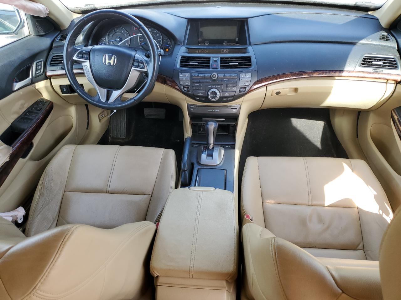 2012 Honda Crosstour - Image 8