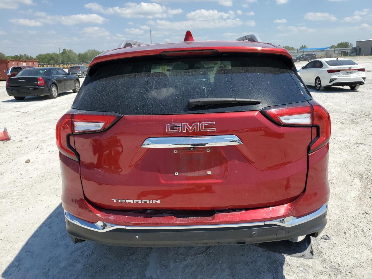 2022 GMC Terrain - Image 6