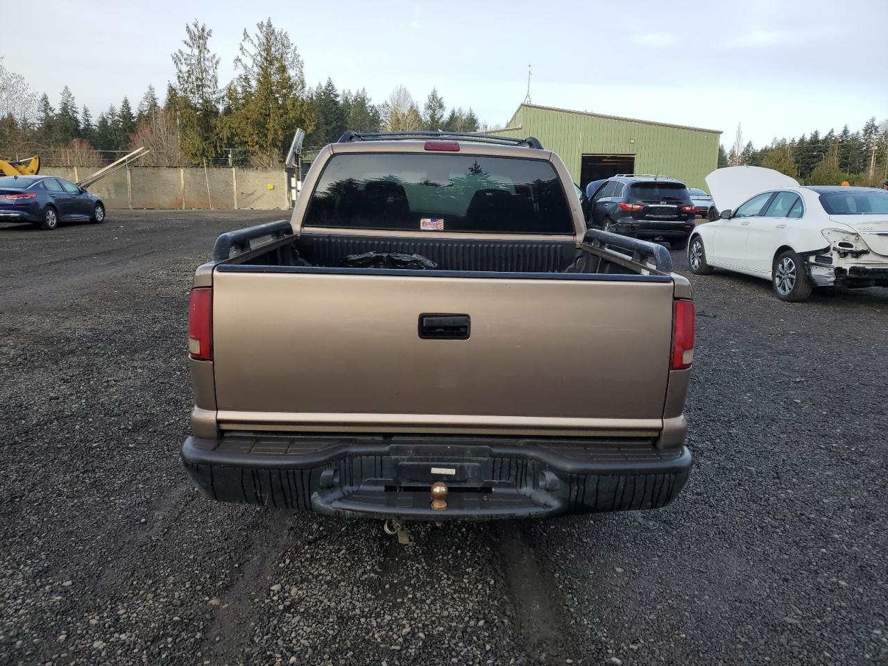 2003 Chevrolet S-10 Pickup - Image 6