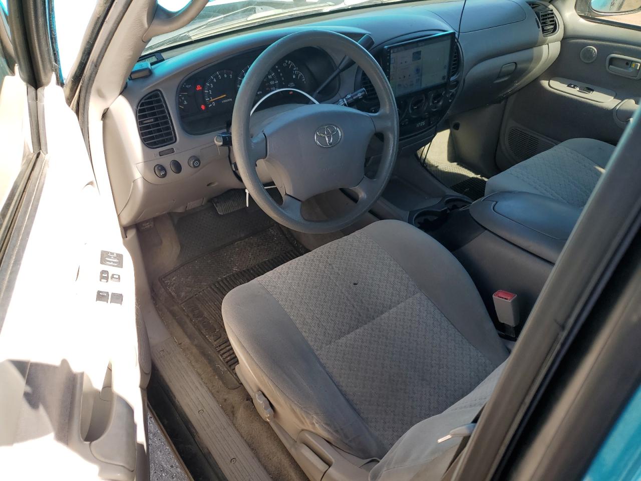 2003 Toyota Tundra - Image 8