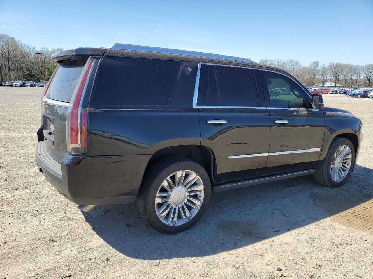 2016 Cadillac Escalade - Image 3