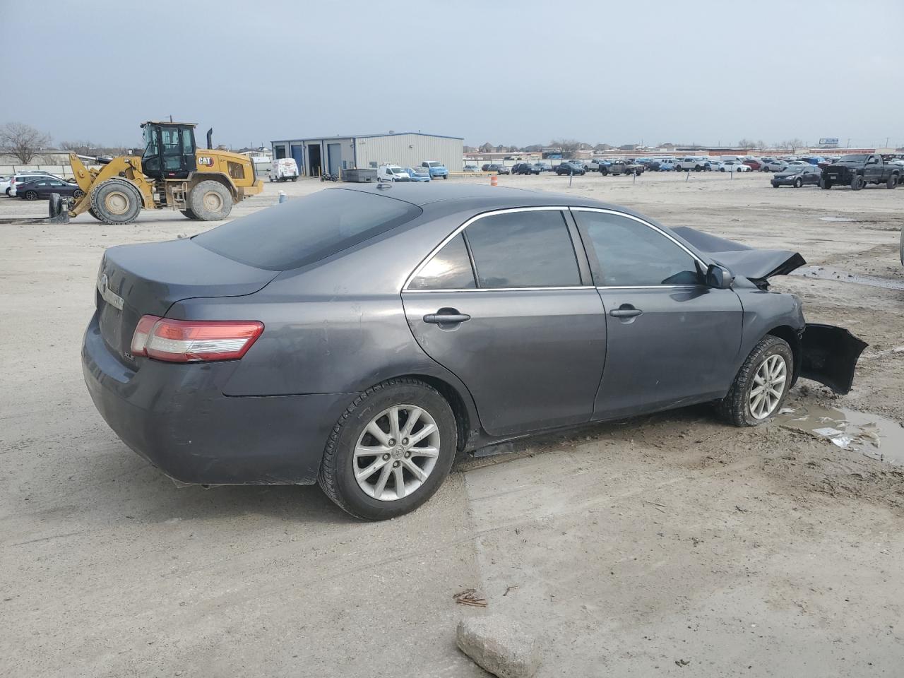 2010 Toyota Camry - Image 3