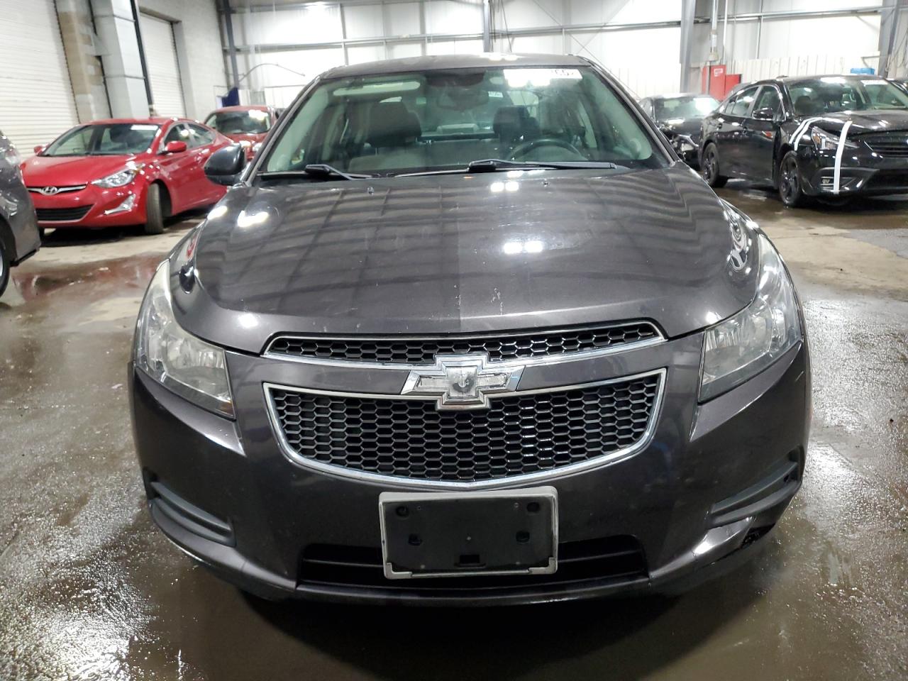 2014 Chevrolet Cruze - Image 5