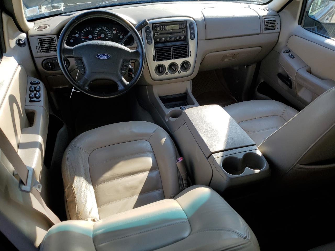 2005 Ford Explorer - Image 8