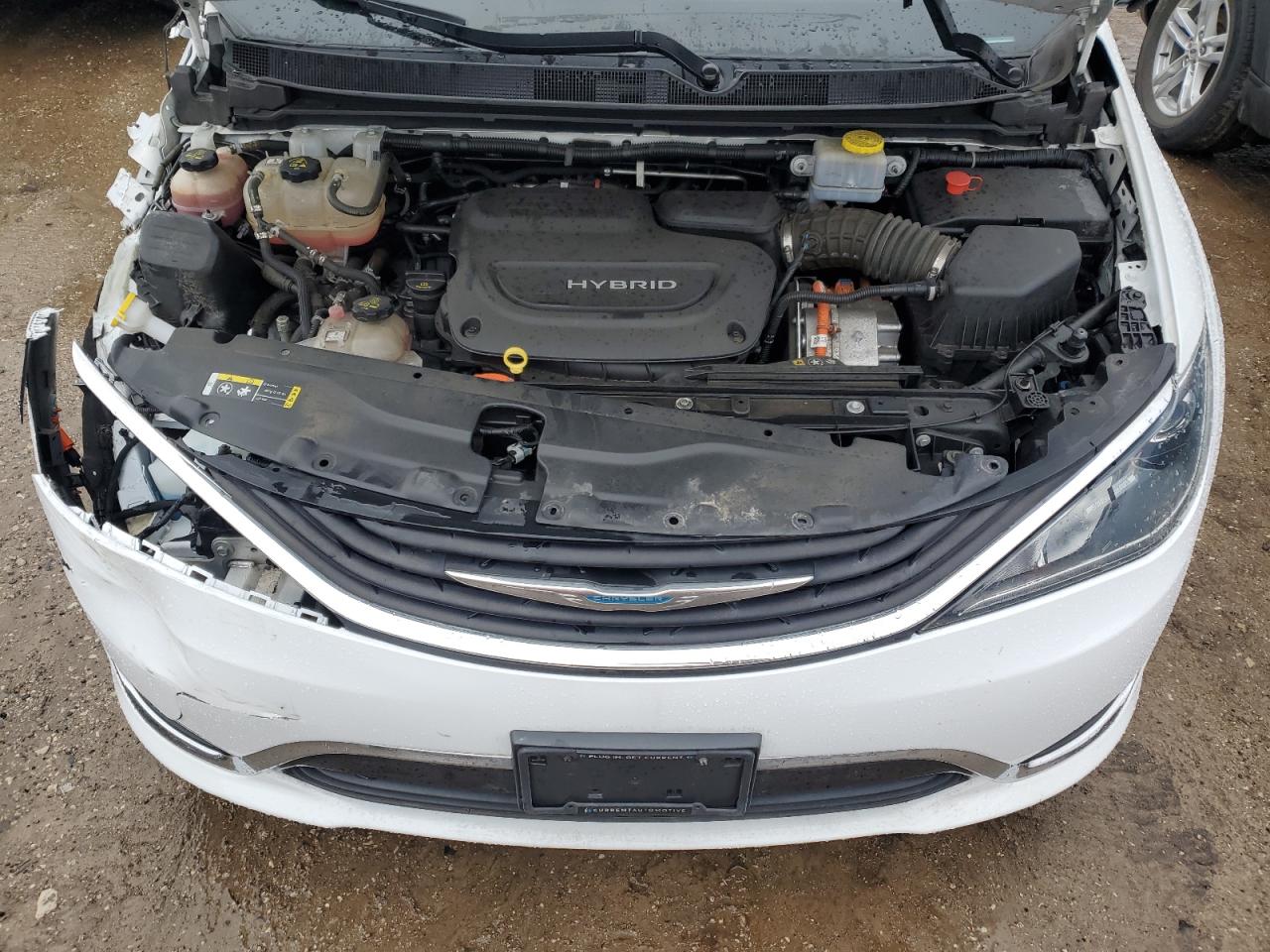 2019 Chrysler Pacifica - Image 12