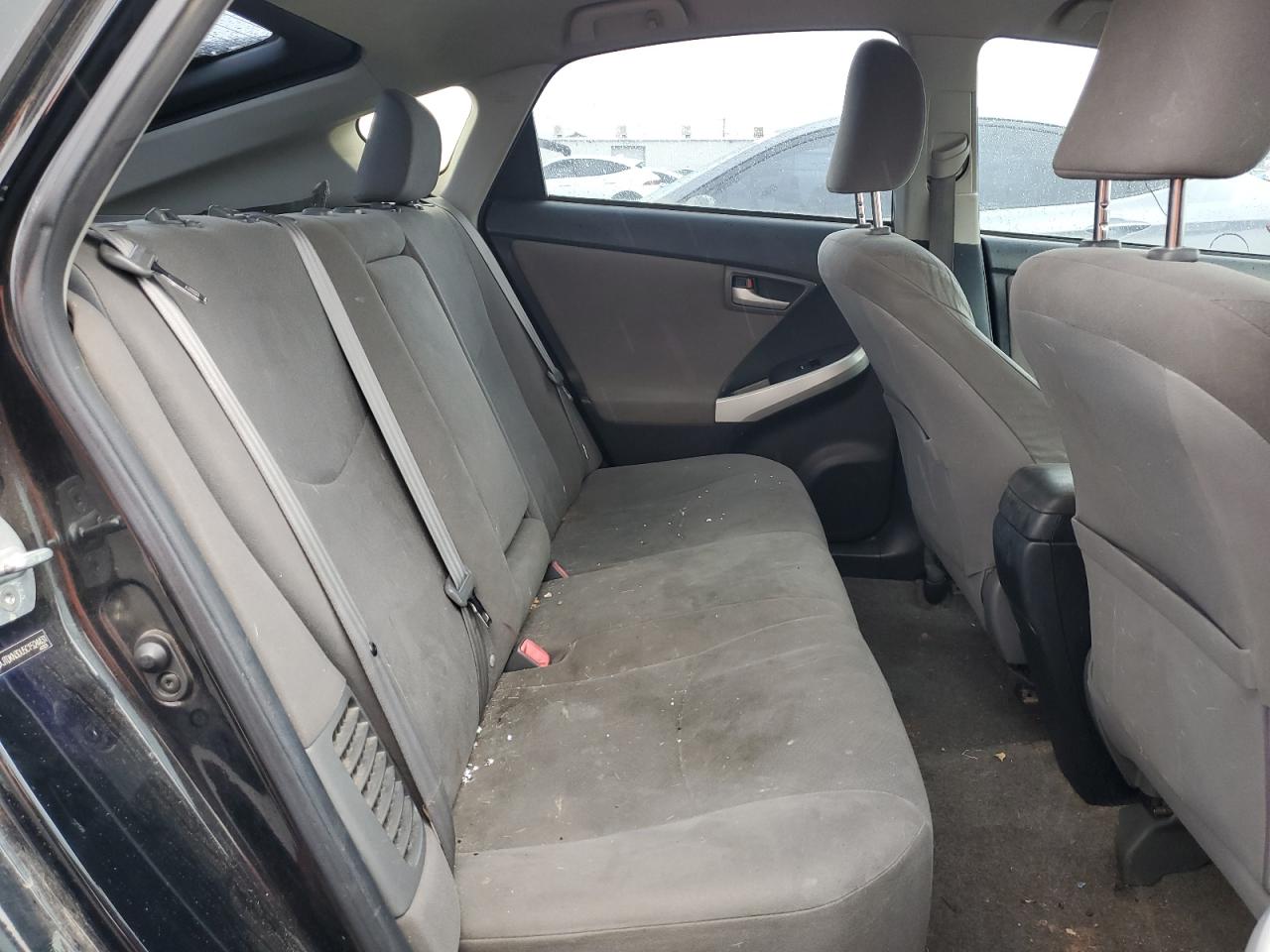 2012 Toyota Prius - Image 10