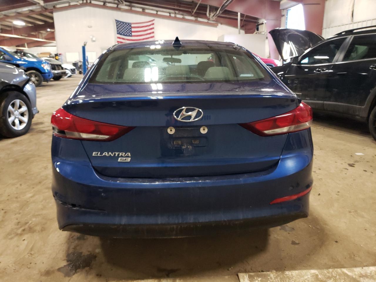 2018 Hyundai Elantra - Image 6