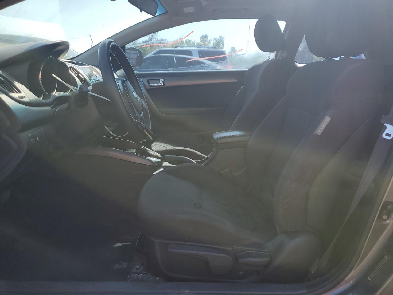 2013 Kia Forte - Image 7