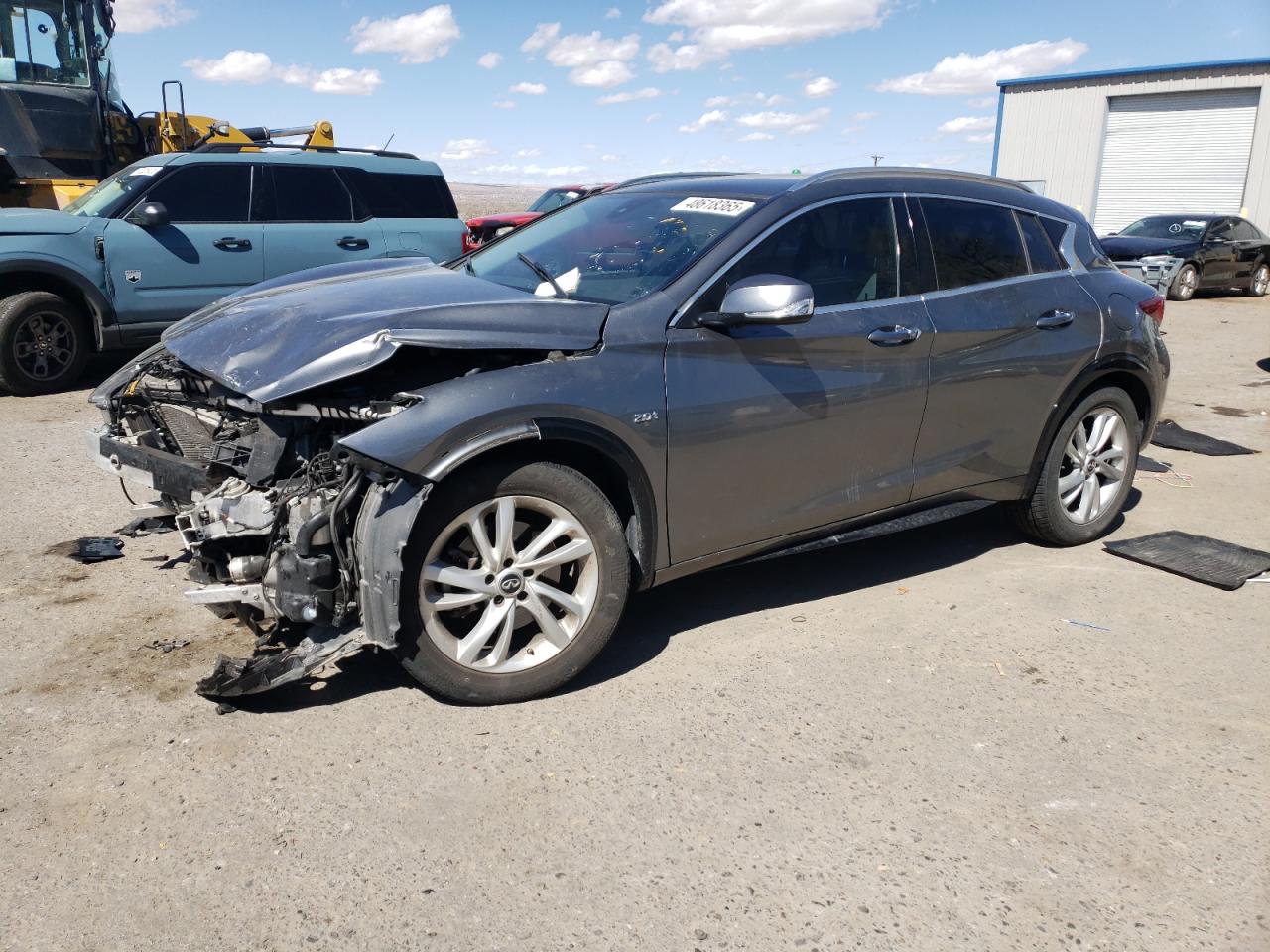 2017 INFINITI QX30