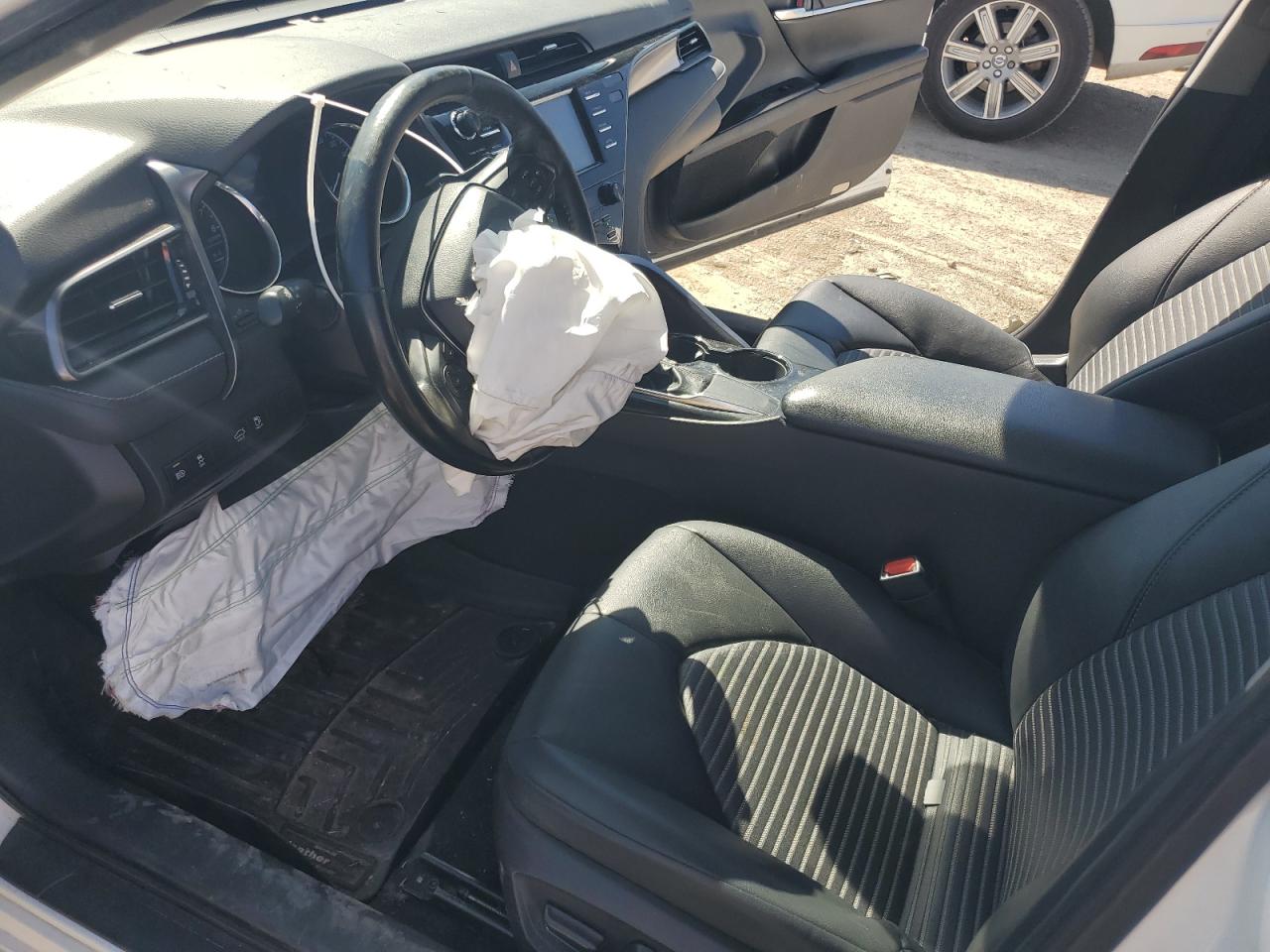 2019 Toyota Camry - Image 7