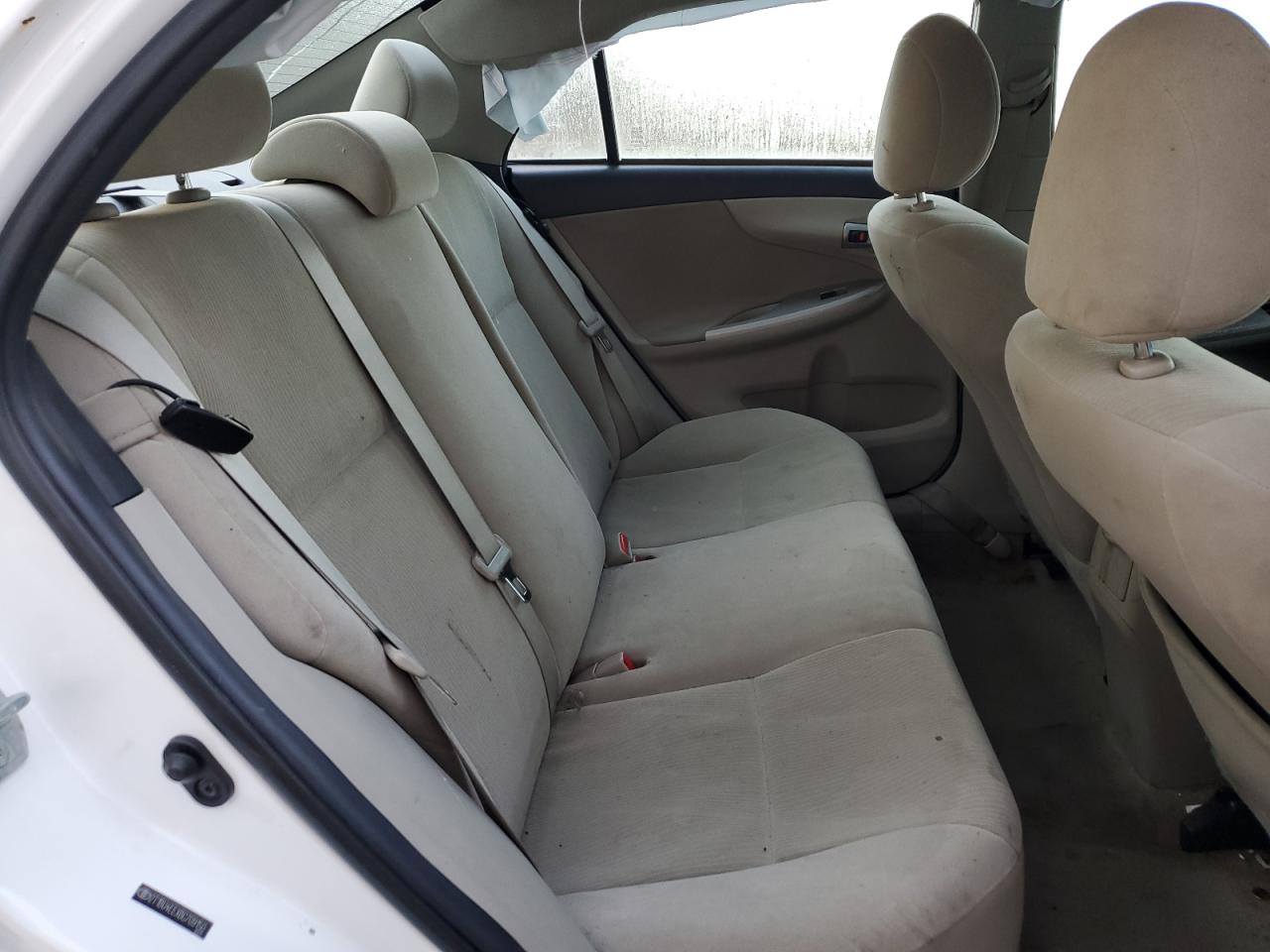 2011 Toyota Corolla - Image 11