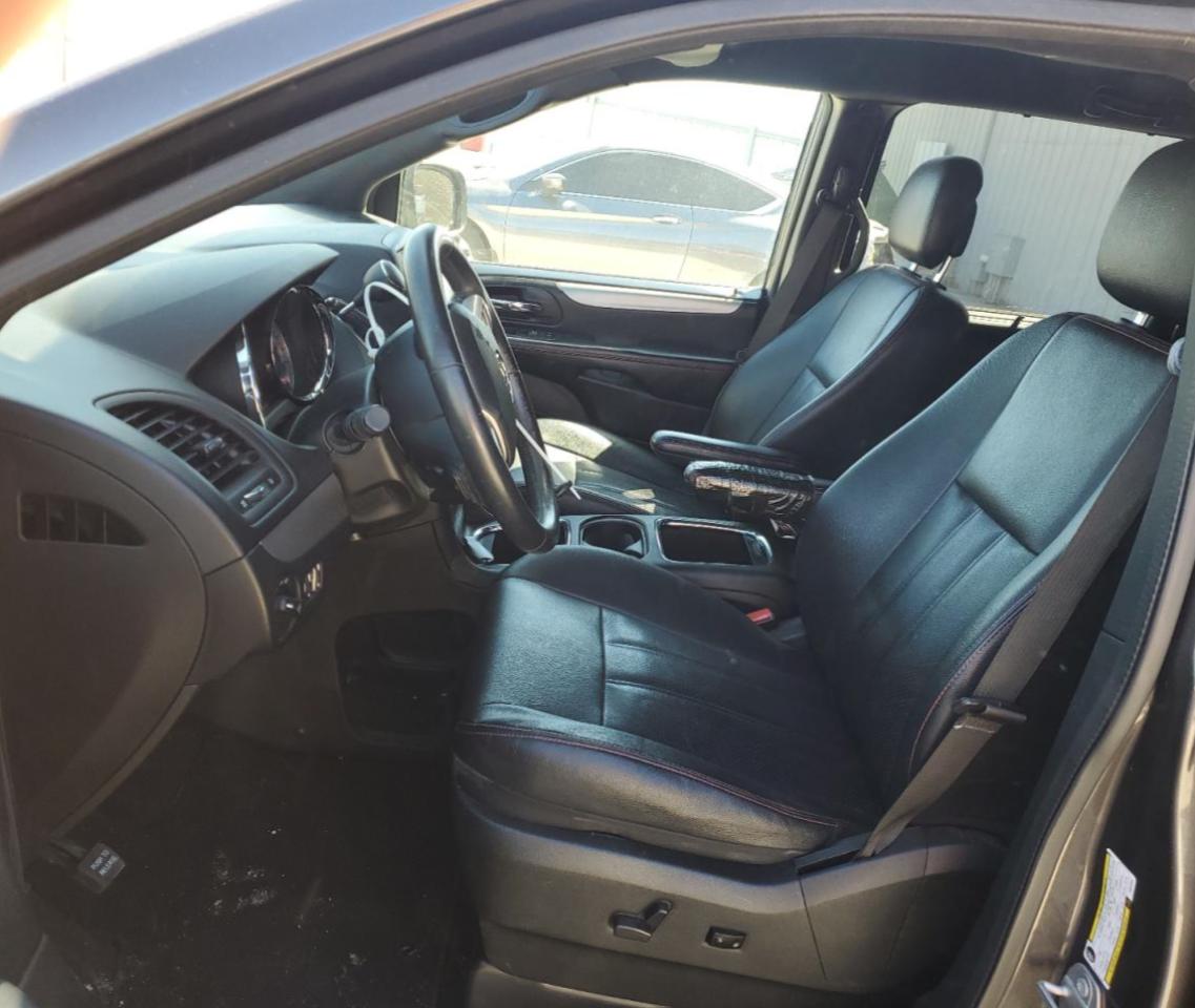 2018 Dodge Caravan - Image 7