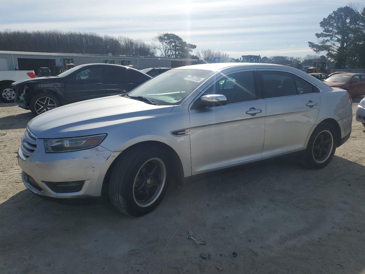 2013 Ford Taurus - Image 1