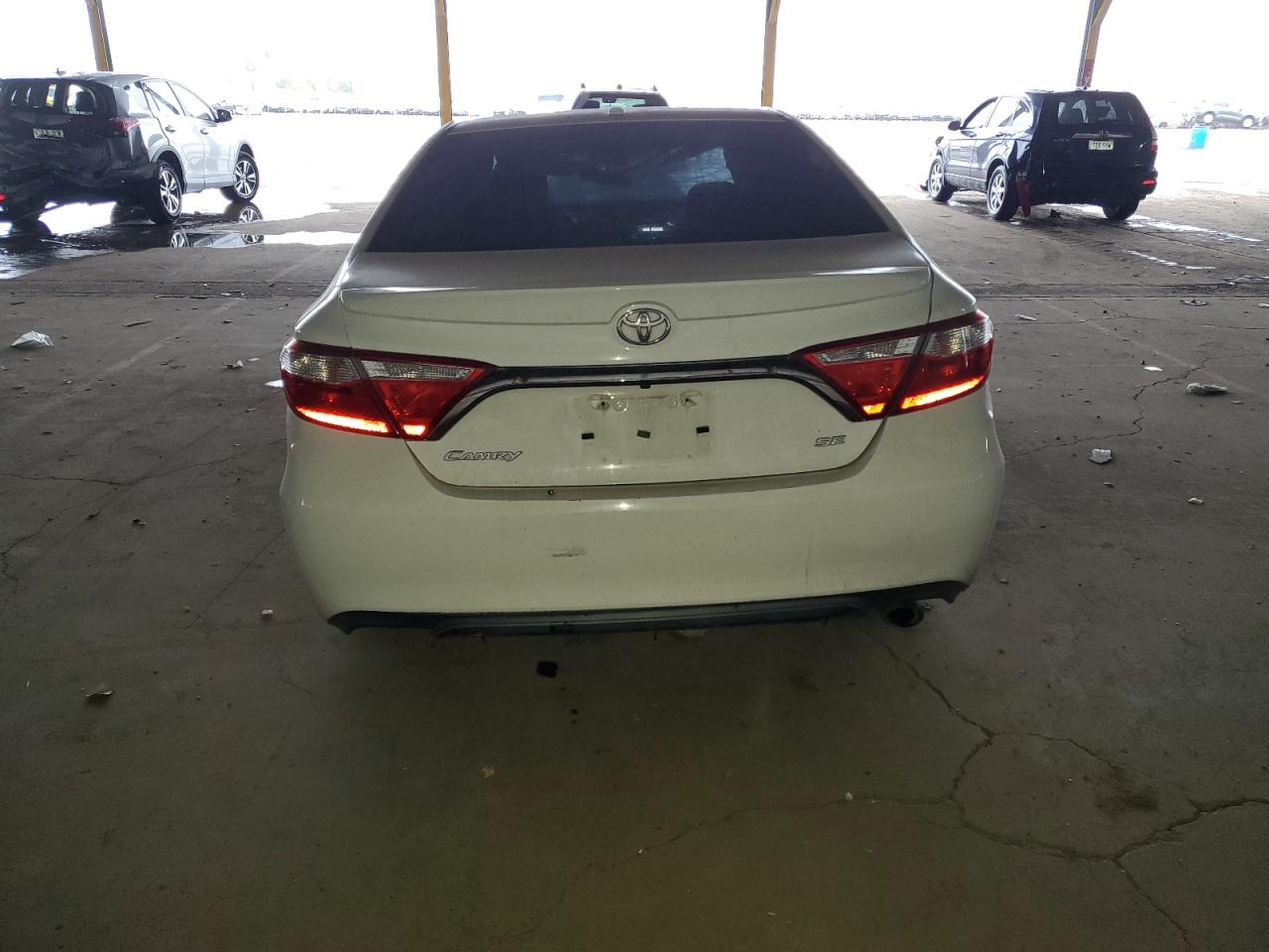 2015 Toyota Camry - Image 6