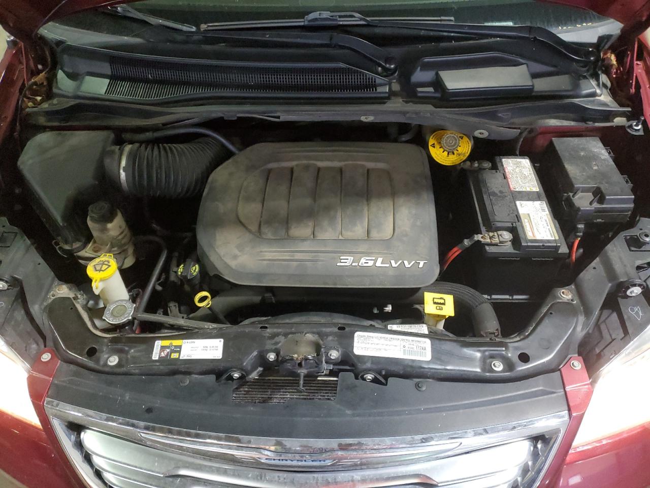 2015 Chrysler Town & Country - Image 12
